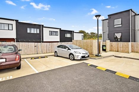 Photo of property in 10 Finstock Way, Rolleston, 7614