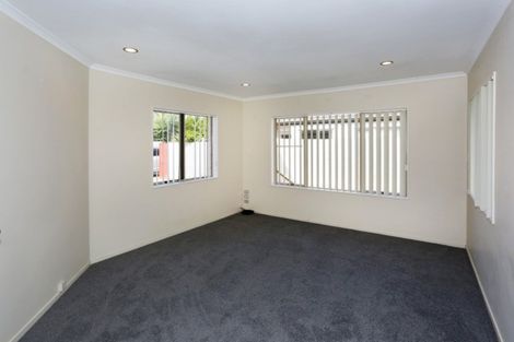 Photo of property in 12 Puketi Lane, Waiuku, 2123