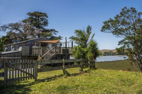 Photo of property in 47 Karepo Lane, Pahi, Paparoa, 0571