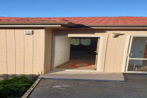 Photo of property in 27 Dovey Place, Massey, Auckland, 0614