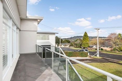 Photo of property in 10 Matatea Avenue, Pukekohe, 2120