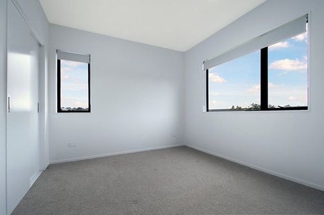 Photo of property in 41 Eileen Newey Place, Henderson, Auckland, 0612