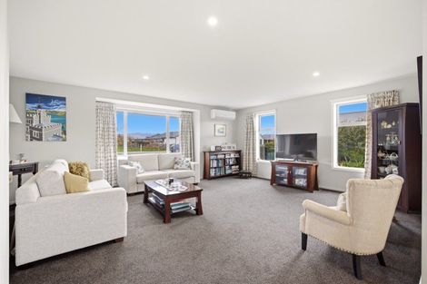 Photo of property in 12 Claremont Crescent, Amberley, 7410