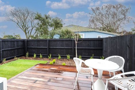 Photo of property in 35 Seymour Street, Hornby, Christchurch, 8042