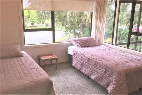 Photo of property in 8 Boler Place, New Lynn, Auckland, 0600