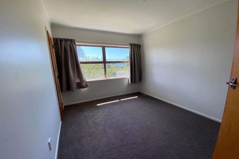 Photo of property in 13 Ilford Crescent, Mangere, Auckland, 2022
