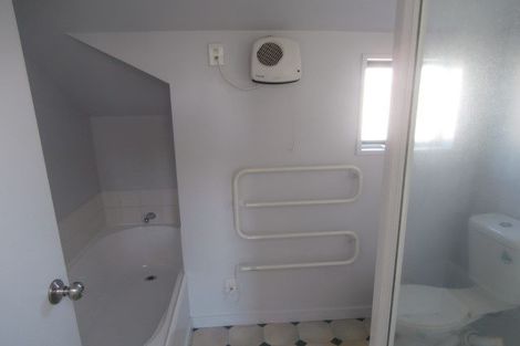 Photo of property in 3/407 Barbadoes Street, Christchurch Central, Christchurch, 8013