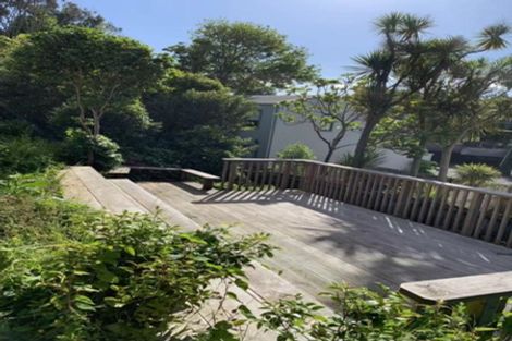 Photo of property in 72 Seaview Road, Glenfield, Auckland, 0629