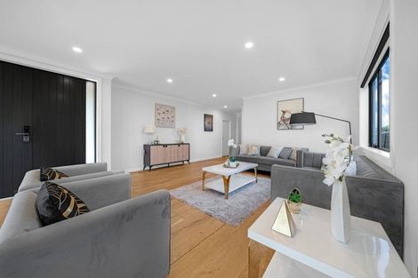 Photo of property in 66a Marine Parade, Mellons Bay, Auckland, 2014