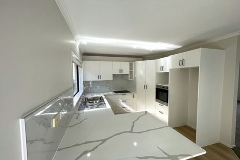 Photo of property in 68a Priestley Drive, Bucklands Beach, Auckland, 2014