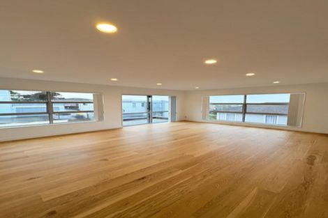 Photo of property in 7 Zara Court, Windsor Park, Auckland, 0632