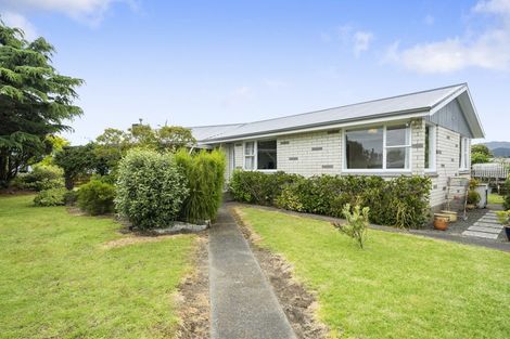 Photo of property in 36 Michael Road, Paraparaumu Beach, Paraparaumu, 5032