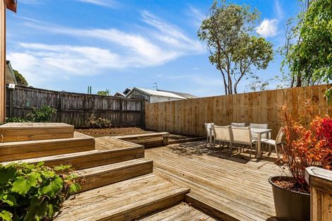 Photo of property in 29a Clayburn Road, Glen Eden, Auckland, 0602