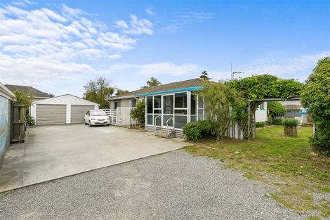 Photo of property in 2/136 Wainoni Road, Avondale, Christchurch, 8061