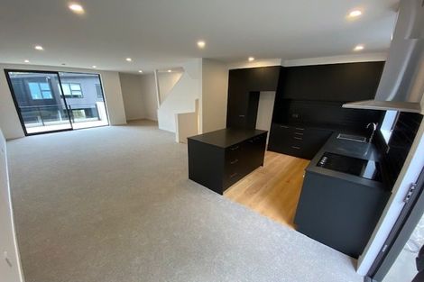 Photo of property in 23 Rua Kai Way, Brooklyn, Wellington, 6021