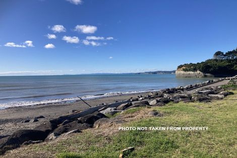 Photo of property in 91 Seventh Avenue, Urenui, 4377