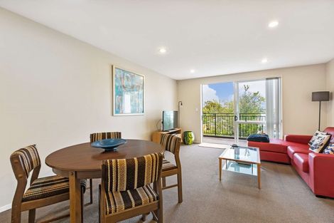 Photo of property in 11/6 Islington Avenue, New Lynn, Auckland, 0600