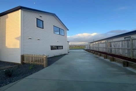 Photo of property in 38 Ahunga Road, Karaka, Papakura, 2113