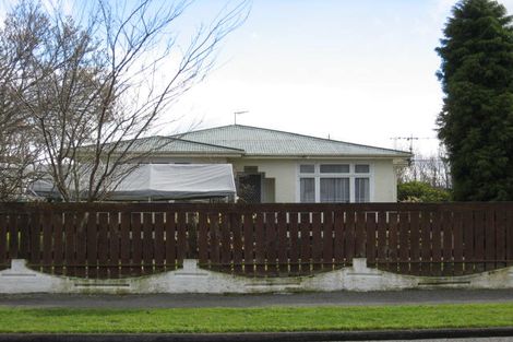 Photo of property in 60 Makora Road, Masterton, 5810
