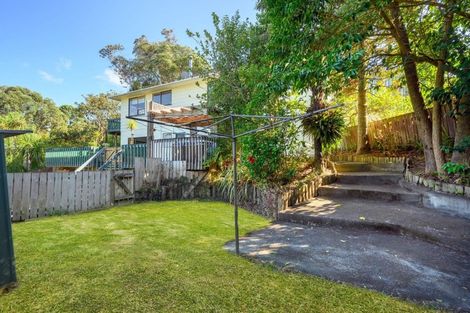 Photo of property in 28 Glamorgan Drive, Torbay, Auckland, 0630