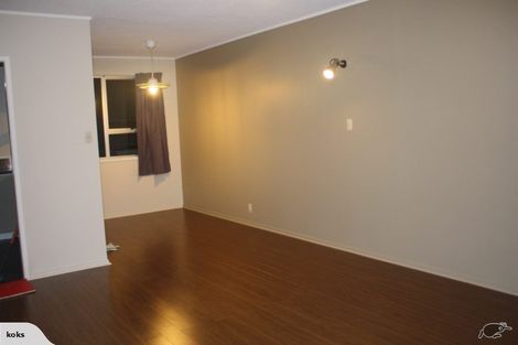 Photo of property in 6/48 Mcleod Road, Henderson, Auckland, 0612