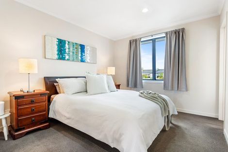 Photo of property in 34 Gunner Drive, Te Atatu Peninsula, Auckland, 0610