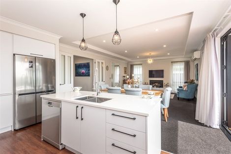 Photo of property in 18 Pistacia Place, Hornby, Christchurch, 8025