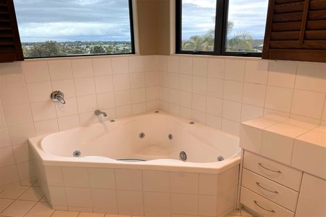 Photo of property in 75 Churchill Drive, Taradale, Napier, 4112