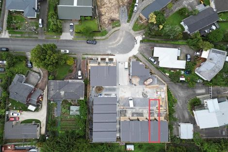 Photo of property in 13/13 Grove Lane, Pakuranga, Auckland, 2010