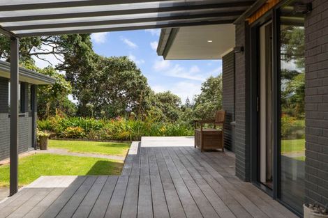 Photo of property in 37 Pohutukawa Drive, Athenree, Katikati, 3177