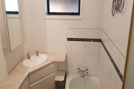 Photo of property in 8 Farnham Place, Bell Block, New Plymouth, 4312