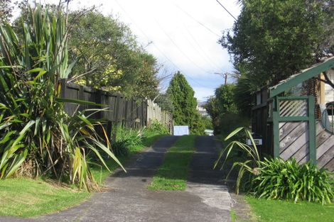 Photo of property in 128 Taikata Road, Te Atatu Peninsula, Auckland, 0610