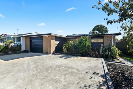 Photo of property in 4 Leonard Place, Dinsdale, Hamilton, 3204