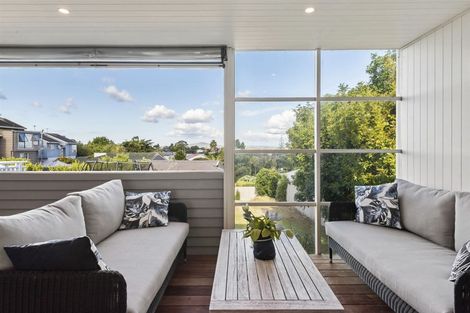 Photo of property in 161 Birkenhead Avenue, Birkenhead, Auckland, 0626