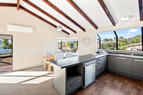 Photo of property in 1/12 Ferndown Close, Brookfield, Tauranga, 3110