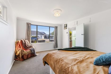 Photo of property in 2 Allard Street, Edgeware, Christchurch, 8013