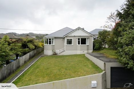 Photo of property in 21 Blakey Avenue, Karori, Wellington, 6012