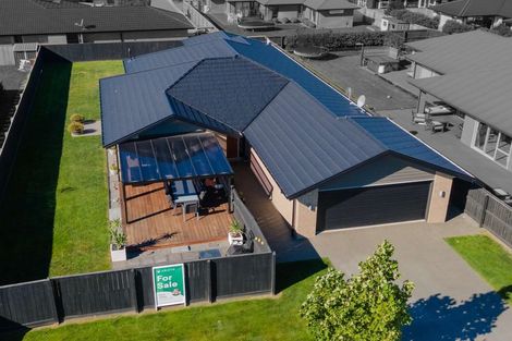 Photo of property in 25 Lewis Crescent, Rolleston, 7614