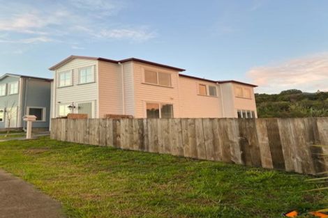 Photo of property in 9 Fernly Rise, Flat Bush, Auckland, 2019