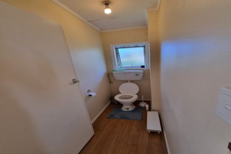 Photo of property in 2 Konini Road, Titirangi, Auckland, 0604