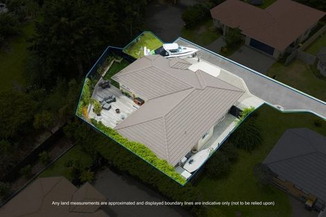 Photo of property in 6d Clearwater Cove, West Harbour, Auckland, 0618