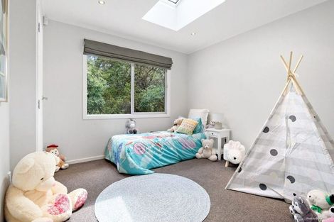 Photo of property in 2/31 Rangatira Road, Birkdale, Auckland, 0626