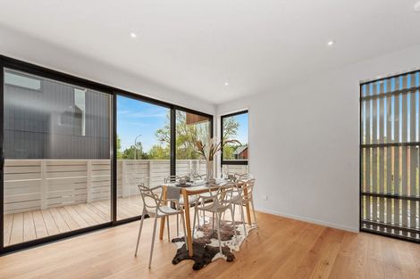 Photo of property in 2u4 Manning Street, Hamilton Central, Hamilton, 3204