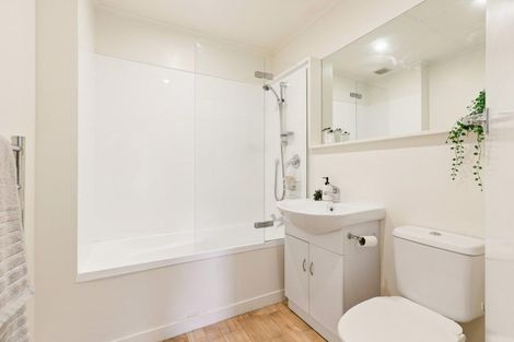 Photo of property in 42d Ngatoto Street, Ngaio, Wellington, 6035