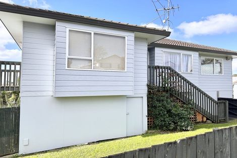Photo of property in 2a Luxor Place, Massey, Auckland, 0614