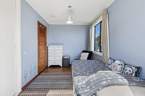 Photo of property in 2/7 Wilmot Street, Northcote, Christchurch, 8052