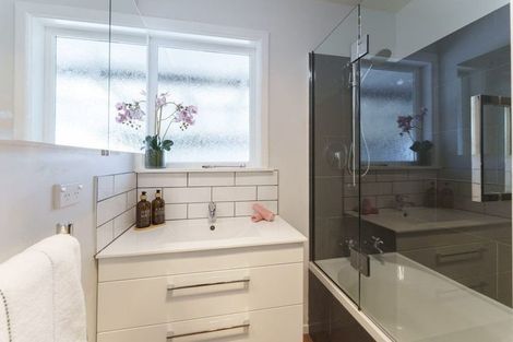 Photo of property in 100 Teesdale Street, Burnside, Christchurch, 8053