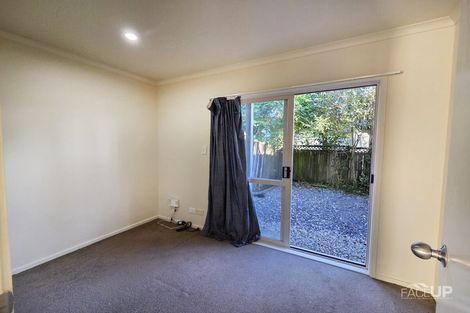 Photo of property in 3/4 Keeling Road, Henderson, Auckland, 0612