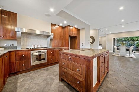 Photo of property in 3 Onemana Way, Te Atatu Peninsula, Auckland, 0610