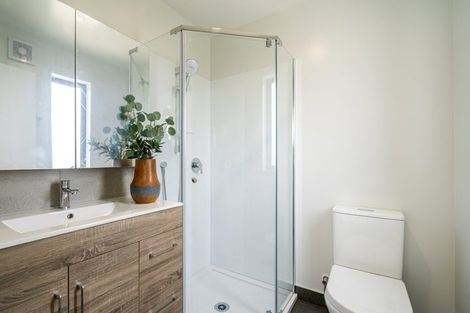 Photo of property in 198a Forrest Hill Road, Forrest Hill, Auckland, 0620